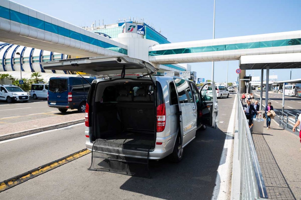 Fiumicino airport car pickup