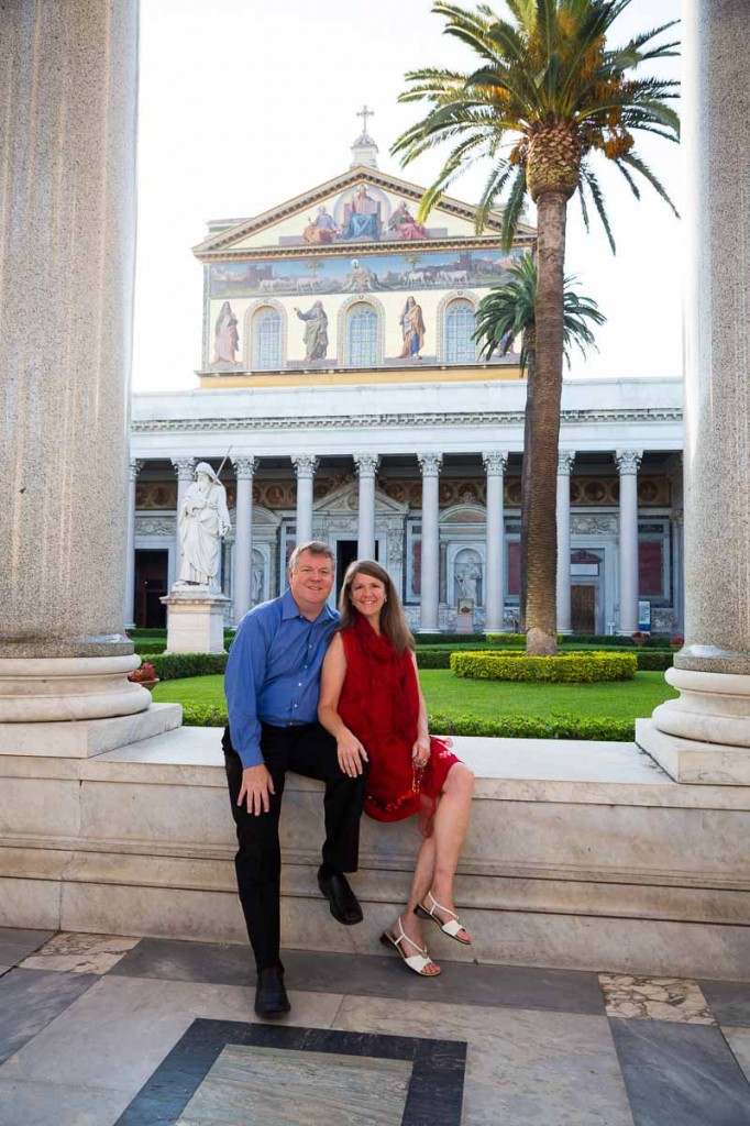 Portrait picture of a couple outside San Paolo Fuori le Mura in Rome