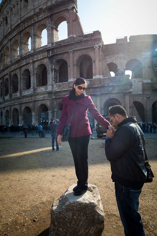 Kissing hand by the Coliseum